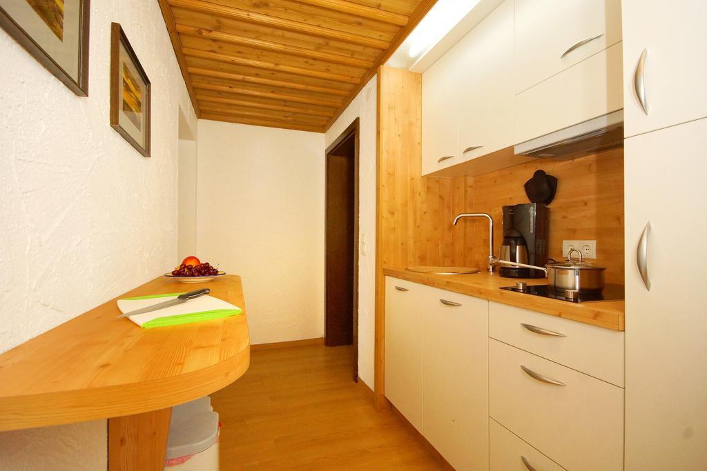 Gaestehaus Schuler リーツラーン 部屋 写真