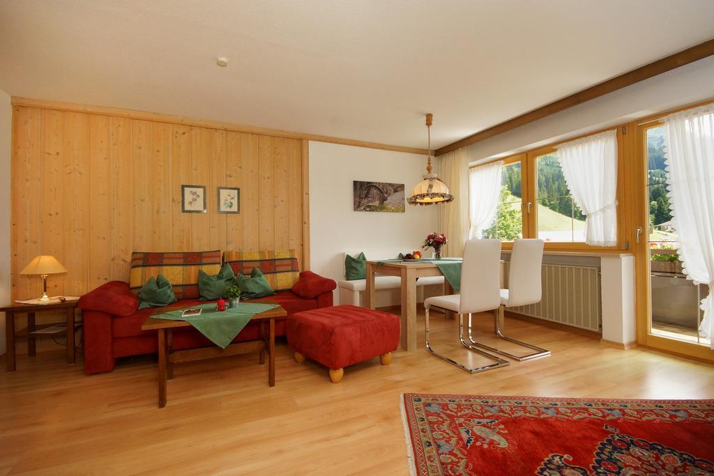 Gaestehaus Schuler リーツラーン 部屋 写真